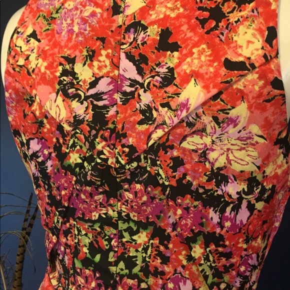 Be Unique Spring Dress - Picture 3 of 4